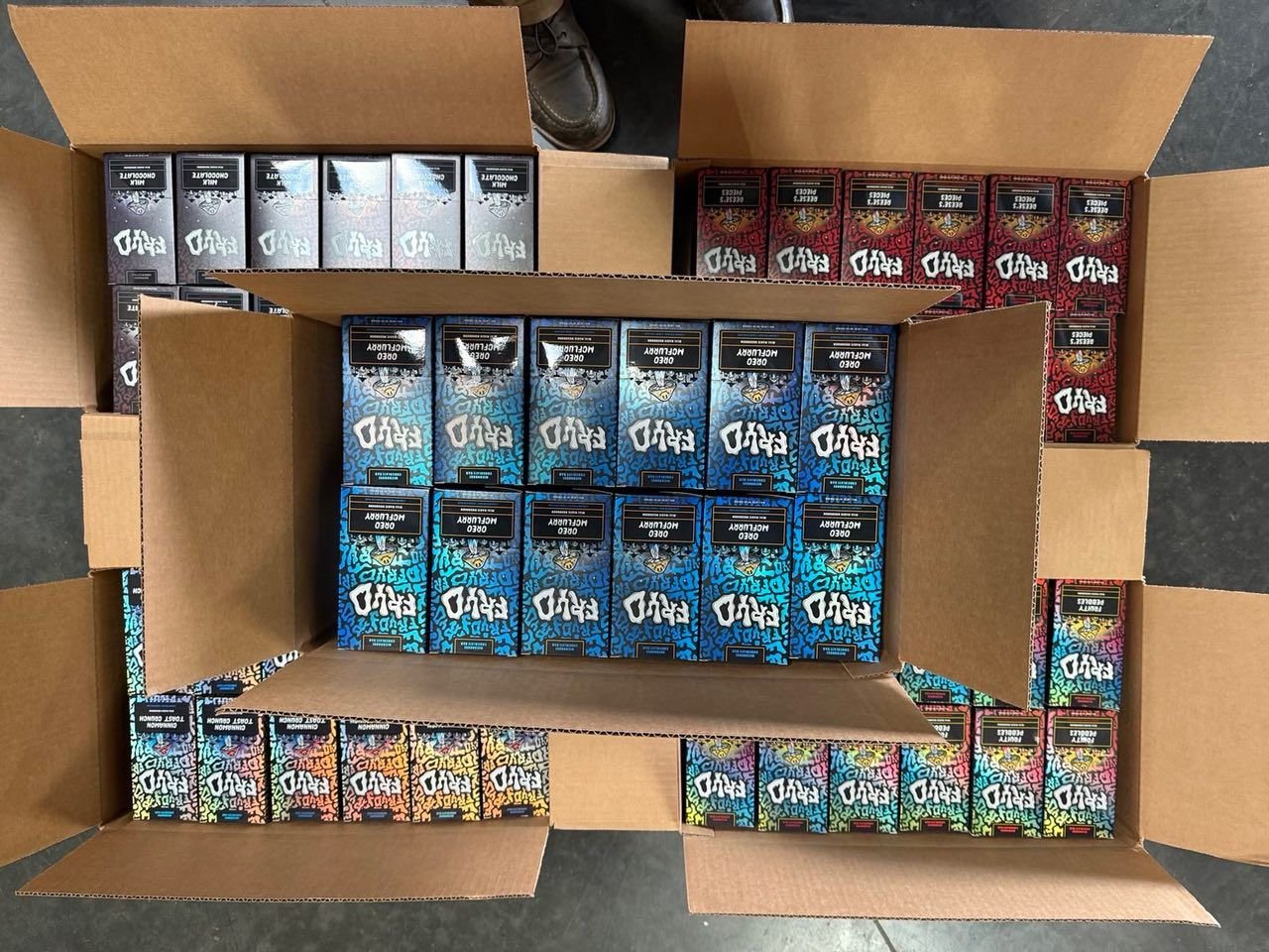 WhatsApp Image 2025 01 11 at 1.01.42 AM 2 1 NEW FRYD CHOCOLATE BARS 4 Grams Per Bar | 2 Bars Per Pack - Image 3