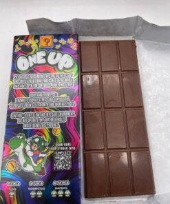 Alternative view of ONE UP MUSHROOM CHOCOLATE BAR 3.5G